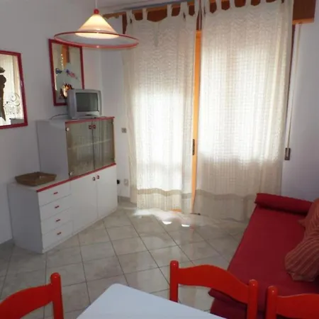 Apartment Cozy Flat Just 100 M From The Golden Bibione