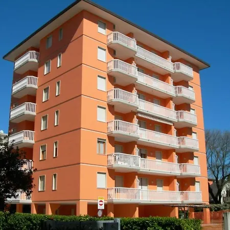 Apartment Cozy Flat Just 100 M From The Golden